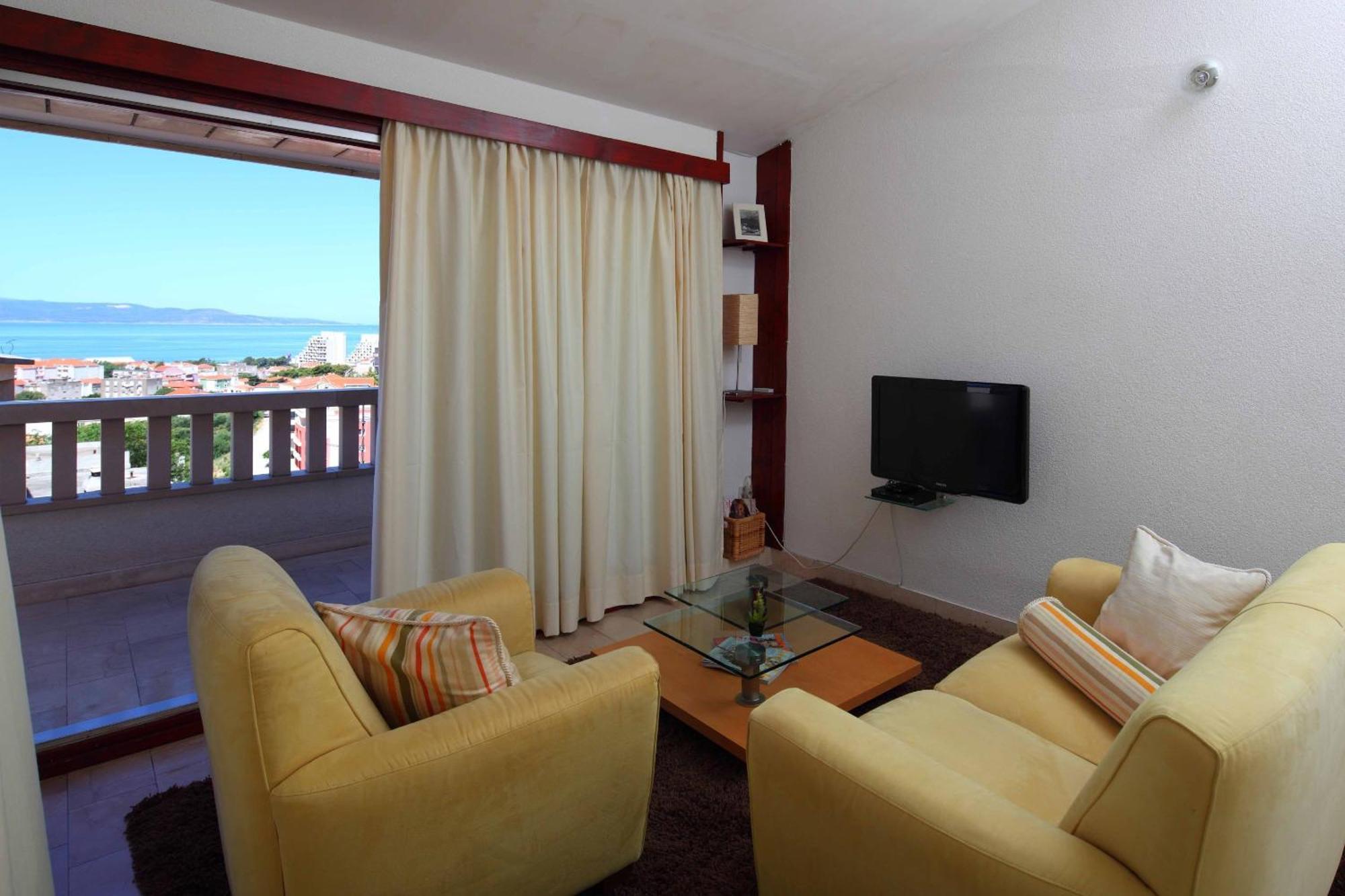 Apartment Makarana *