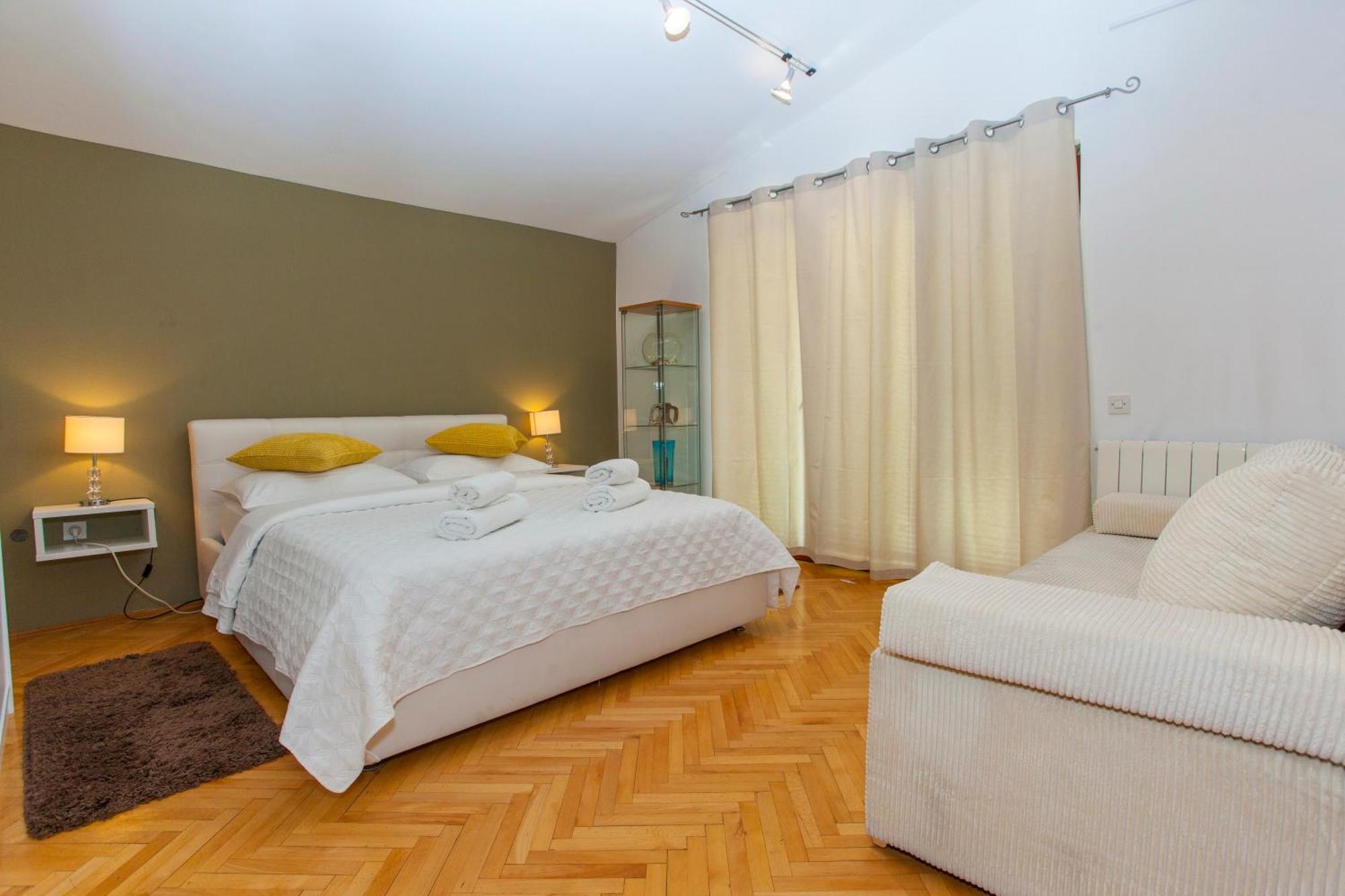 Makarana Apartment *