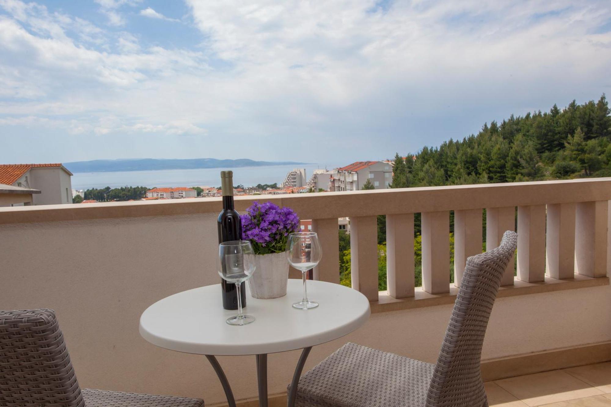 Apartment Makarana