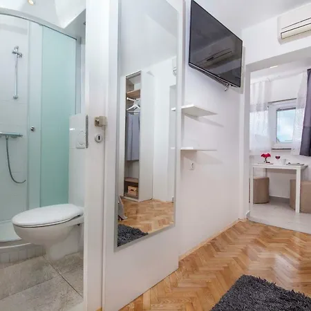 Villa Makarana Apartments Makarska Exterior photo